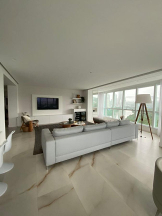 Imagem Apartamento com 3 Quartos à Venda, 182 m² em Centro - Balneário Camboriú Imagem Apartamento com 3 Quartos à Venda, 182 m² em Centro - Balneário Camboriú
