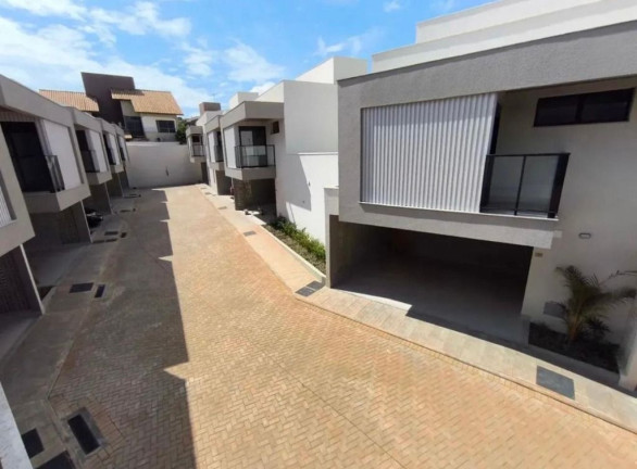 Imagem Sobrado com 3 Quartos à Venda, 147 m² em Setor Jaó - Goiânia Imagem Sobrado com 3 Quartos à Venda, 147 m² em Setor Jaó - Goiânia