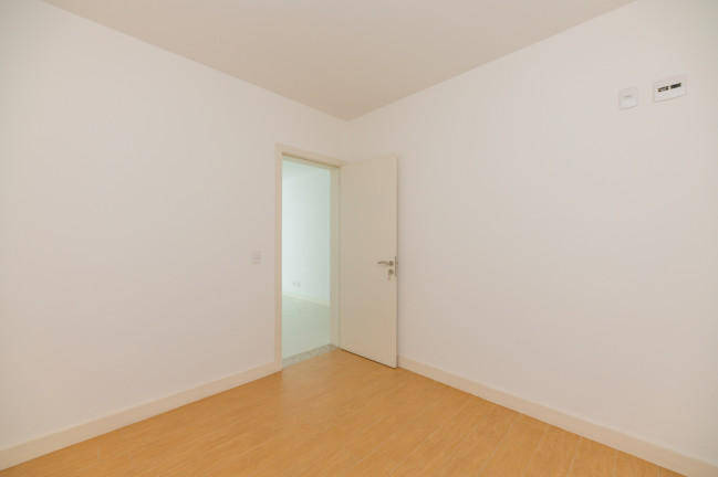 Imagem Apartamento com 1 Quarto à Venda, 54 m² em Passo Da Areia - Porto Alegre