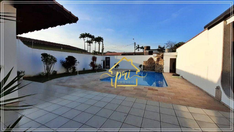 Imagem Casa com 4 Quartos à Venda, 314 m² em Flórida - Praia Grande Imagem Casa com 4 Quartos à Venda, 314 m² em Flórida - Praia Grande