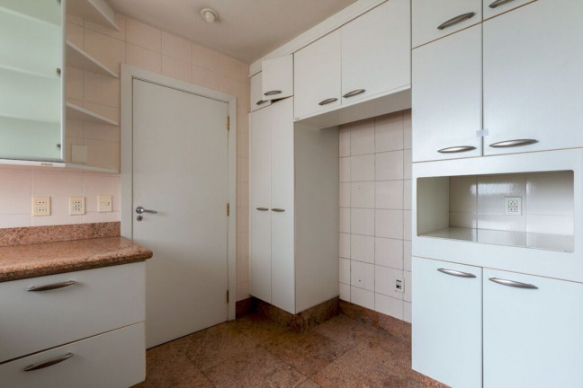 Imagem Imóvel com 3 Quartos à Venda, 185 m² em Itaim Bibi - São Paulo Imagem Imóvel com 3 Quartos à Venda, 185 m² em Itaim Bibi - São Paulo