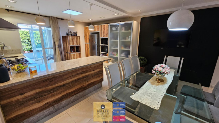 Imagem Casa com 3 Quartos à Venda, 206 m² em Panorama - Foz Do Iguaçu