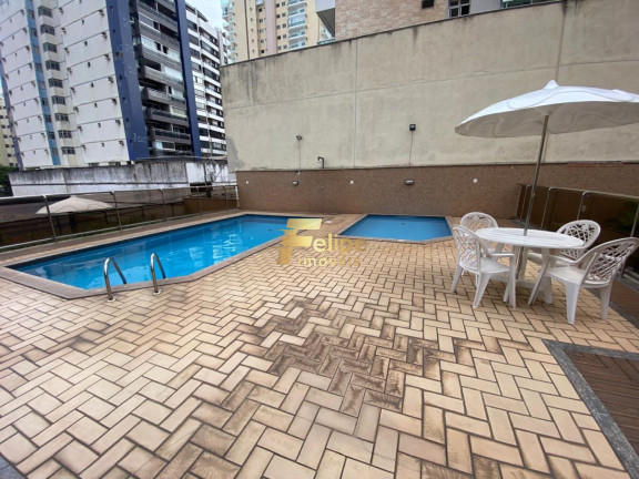 Imagem Imóvel com 3 Quartos à Venda, 130 m² em Praia Da Costa - Vila Velha Imagem Imóvel com 3 Quartos à Venda, 130 m² em Praia Da Costa - Vila Velha