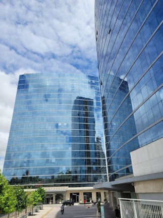 Sala Comercial à Venda, 48 m² em Petrópolis - Porto Alegre