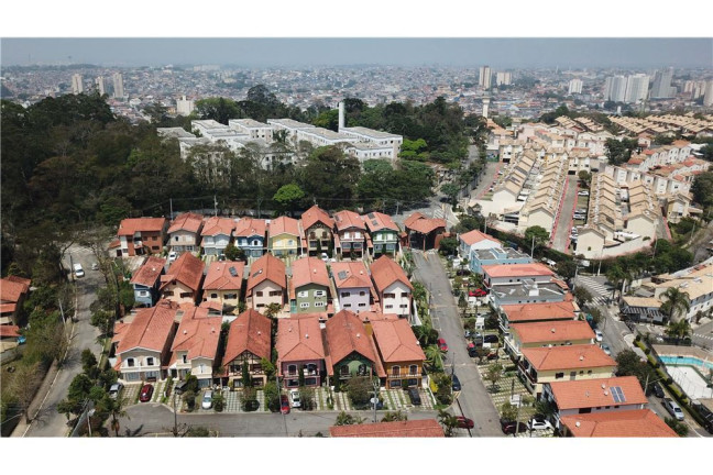 Imagem Casa com 3 Quartos à Venda,  em Horto Do Ipê - São Paulo