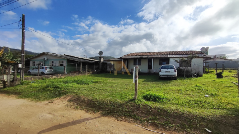 Imagem Imóvel com 2 Quartos à Venda, em Ambrosio - Garopaba Imagem Imóvel com 2 Quartos à Venda, em Ambrosio - Garopaba