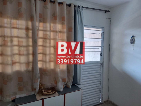 Imagem Casa com 2 Quartos à Venda, 78 m² em Vila Da Penha - Rio De Janeiro Imagem Casa com 2 Quartos à Venda, 78 m² em Vila Da Penha - Rio De Janeiro