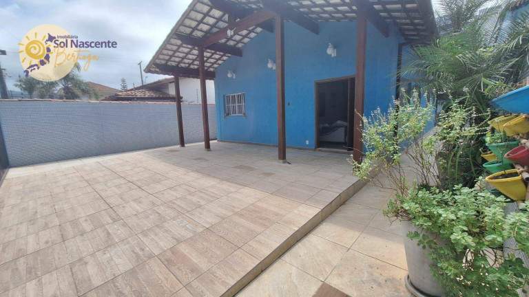 Casa com 5 Quartos à Venda, 229 m² em Centro - Bertioga