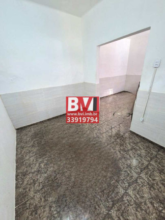 Imagem Casa com 3 Quartos à Venda, 192 m² em Olaria - Rio De Janeiro Imagem Casa com 3 Quartos à Venda, 192 m² em Olaria - Rio De Janeiro
