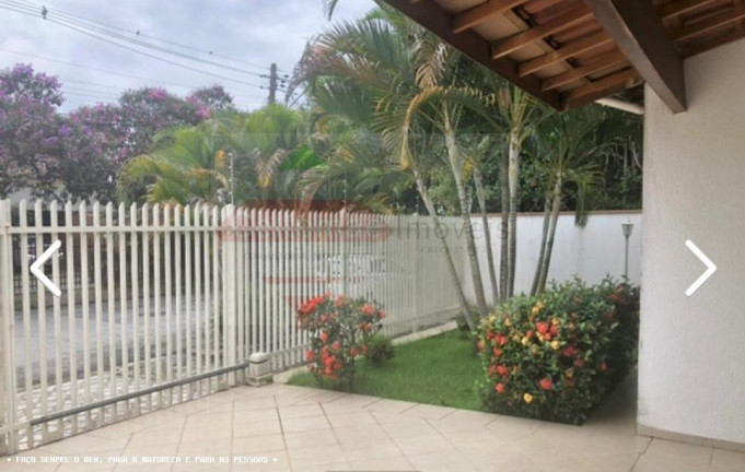 Casa com 3 Quartos à Venda, 320 m² em Central Parque - Taubaté
