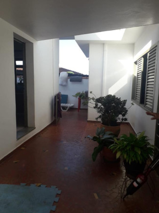 Imagem Casa com 4 Quartos à Venda, 262 m² em Centro - São Carlos