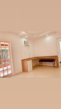 Imagem Casa com 4 Quartos à Venda, 325 m² em Recreio Dos Bandeirantes - Rio De Janeiro Imagem Casa com 4 Quartos à Venda, 325 m² em Recreio Dos Bandeirantes - Rio De Janeiro