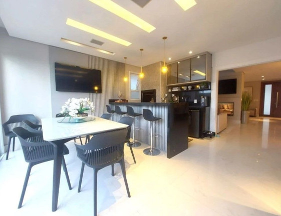 Imagem Casa com 3 Quartos à Venda, 263 m² em Pinheirinho - Curitiba