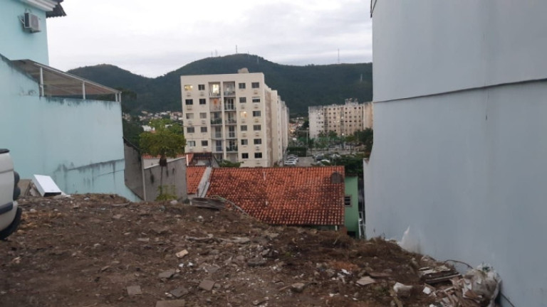 Imagem Terreno à Venda, 250 m² em Taquara - Rio De Janeiro Imagem Terreno à Venda, 250 m² em Taquara - Rio De Janeiro
