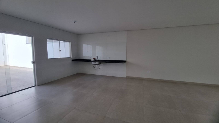 Imagem Casa com 3 Quartos à Venda, 175 m² em Laranjeiras - Caieiras Imagem Casa com 3 Quartos à Venda, 175 m² em Laranjeiras - Caieiras