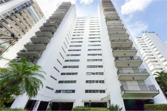 Apartamento com 3 Quartos à Venda, 169 m² em Moema - São Paulo