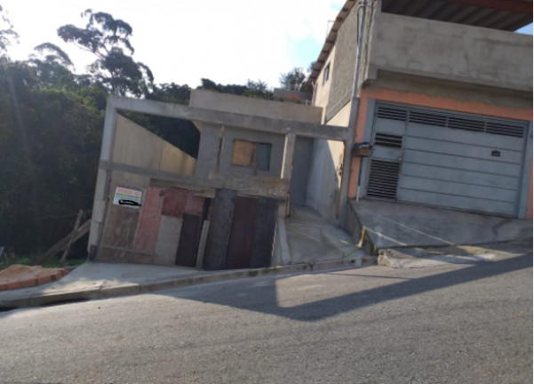 Casa com 2 Quartos à Venda, 150 m² em Centro - Itapevi