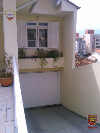 Imagem Casa com 5 Quartos à Venda,  em Estreito - Florianópolis