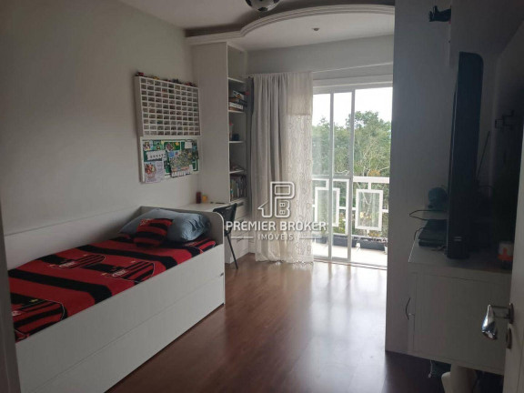 Imagem Casa com 3 Quartos à Venda, 337 m² em Tijuca - Teresópolis Imagem Casa com 3 Quartos à Venda, 337 m² em Tijuca - Teresópolis