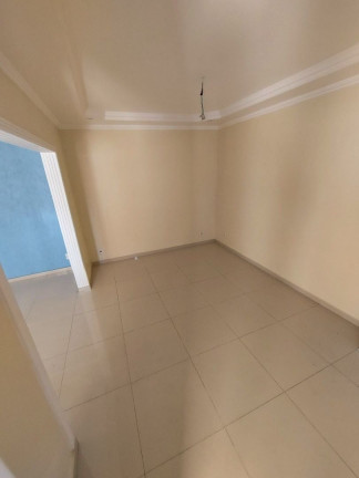 Imagem Casa com 4 Quartos à Venda, 180 m² em Parque Duque - Duque De Caxias