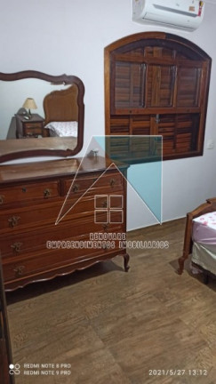 Imagem Casa com 2 Quartos à Venda, 121 m² em Presidente Médici - Ribeirão Preto Imagem Casa com 2 Quartos à Venda, 121 m² em Presidente Médici - Ribeirão Preto