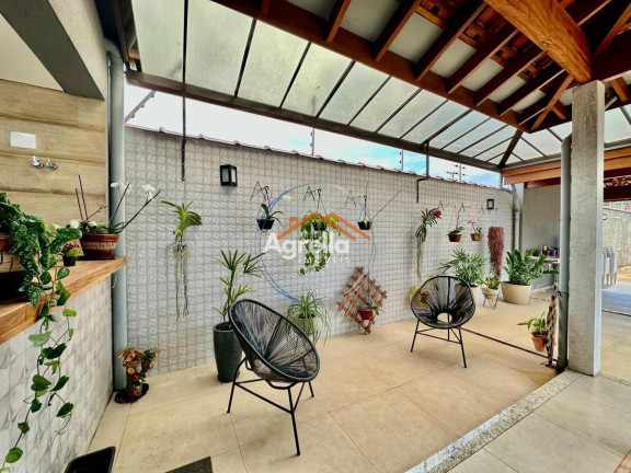 Imagem Casa com 1 Quarto à Venda, 194 m² em Jardim Patrícia - Mogi Mirim Imagem Casa com 1 Quarto à Venda, 194 m² em Jardim Patrícia - Mogi Mirim