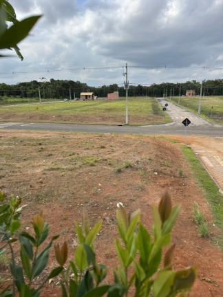Imagem Terreno à Venda, 360 m² em Santa Luzia - Criciúma Imagem Terreno à Venda, 360 m² em Santa Luzia - Criciúma