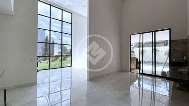 Imagem Casa com 5 Quartos à Venda, 302 m² em Condomínio Do Lago - Goiânia Imagem Casa com 5 Quartos à Venda, 302 m² em Condomínio Do Lago - Goiânia