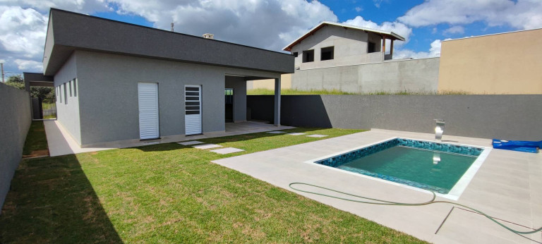 Imagem Casa com 3 Quartos à Venda, 384 m² em Tanque - Atibaia