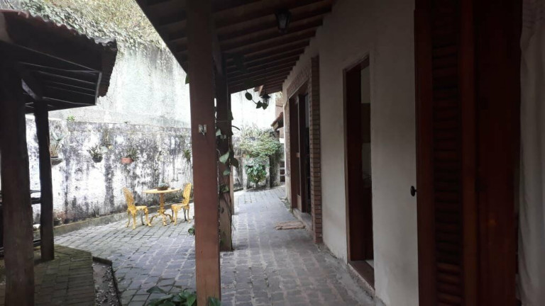 Imagem Casa com 4 Quartos à Venda, 138 m² em Granja Carneiro Viana - Cotia Imagem Casa com 4 Quartos à Venda, 138 m² em Granja Carneiro Viana - Cotia