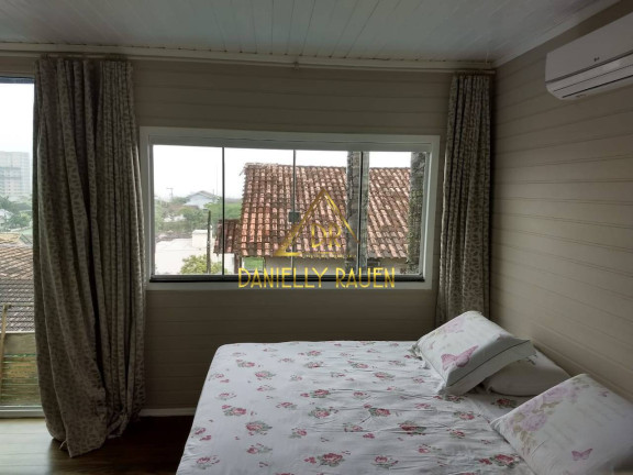 Imagem Casa com 1 Quarto à Venda, em Centro - Barra Velha Imagem Casa com 1 Quarto à Venda, em Centro - Barra Velha