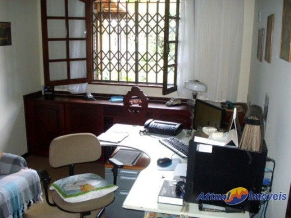 Imagem Casa com 6 Quartos à Venda, 226 m² em Comary - Teresópolis Imagem Casa com 6 Quartos à Venda, 226 m² em Comary - Teresópolis