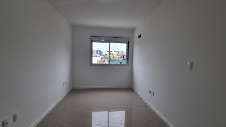 Imagem Apartamento com 2 Quartos à Venda, 73 m² em Barreiros - São José