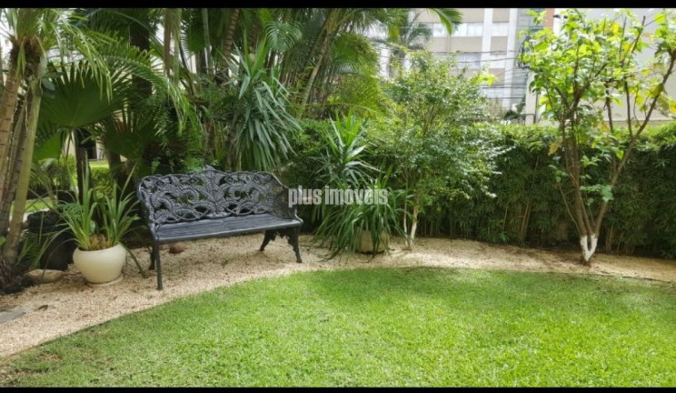 Apartamento com 3 Quartos à Venda, 158 m² em Moema - São Paulo