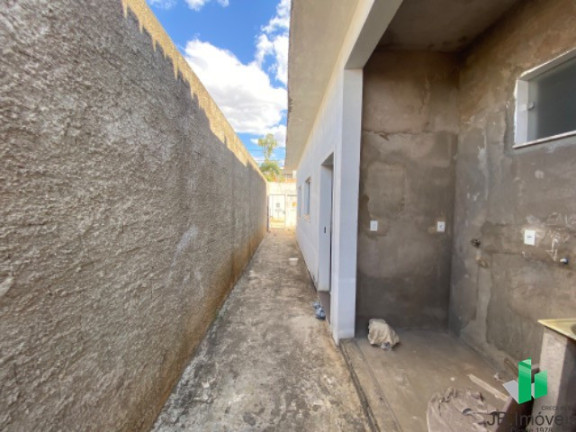 Imagem Casa com 2 Quartos à Venda, 96 m² em Vila Nova - Montes Claros