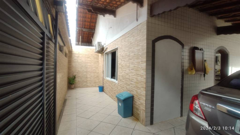 Imagem Casa com 2 Quartos à Venda, 74 m² em Boqueirao - Praia Grande