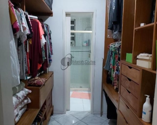 Imagem Imóvel com 3 Quartos à Venda, 135 m² em Icaraí - Niterói Imagem Imóvel com 3 Quartos à Venda, 135 m² em Icaraí - Niterói