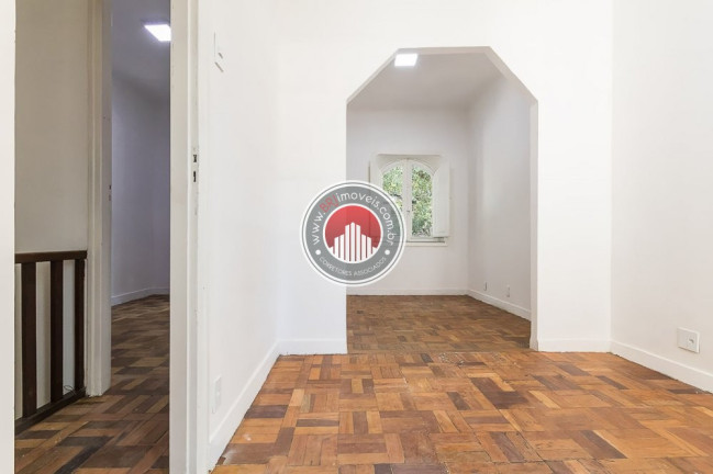 Imagem Casa com 3 Quartos à Venda, 145 m² em Tijuca - Rio De Janeiro Imagem Casa com 3 Quartos à Venda, 145 m² em Tijuca - Rio De Janeiro