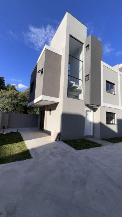 Casa com 3 Quartos à Venda, 169 m² em Uberaba - Curitiba