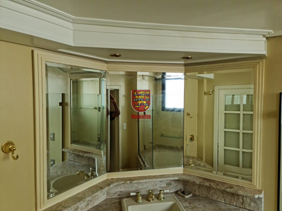 Imagem Apartamento com 4 Quartos à Venda, 197 m² em Centro - Florianópolis Imagem Apartamento com 4 Quartos à Venda, 197 m² em Centro - Florianópolis