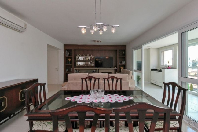 Imagem Apartamento com 3 Quartos à Venda, 165 m² em Bela Vista - Porto Alegre Imagem Apartamento com 3 Quartos à Venda, 165 m² em Bela Vista - Porto Alegre