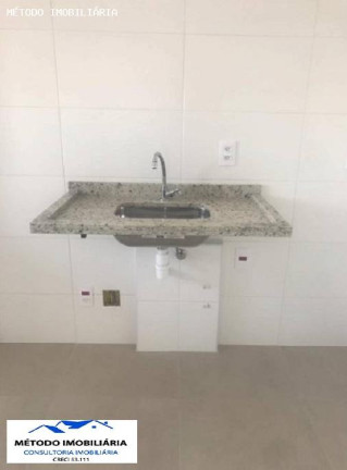 Imagem Apartamento com 2 Quartos à Venda, 47 m² em Vila Palmares - Santo André