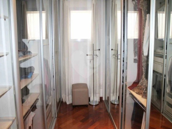 Imagem Casa com 3 Quartos à Venda, em Campo Belo - São Paulo Imagem Casa com 3 Quartos à Venda, em Campo Belo - São Paulo