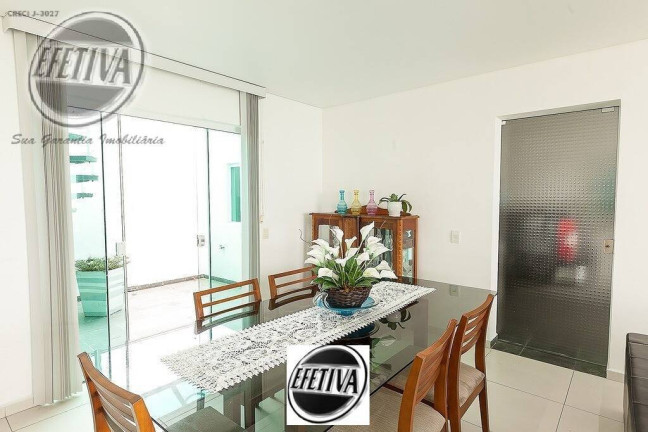 Imagem Casa com 4 Quartos à Venda, 432 m² em Balneário Caravela I - Matinhos Imagem Casa com 4 Quartos à Venda, 432 m² em Balneário Caravela I - Matinhos