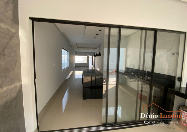 Imagem Casa com 3 Quartos à Venda, 185 m² em Todos Os Santos - Montes Claros
