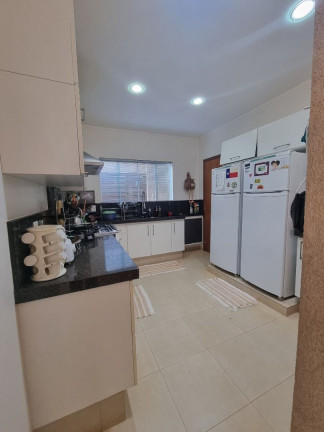 Imagem Sobrado com 3 Quartos à Venda, 312 m² em Vila Vilas Boas - Campo Grande Imagem Sobrado com 3 Quartos à Venda, 312 m² em Vila Vilas Boas - Campo Grande