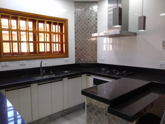 Imagem Casa com 5 Quartos à Venda, 200 m² em Nova Jacarezinho - Jacarezinho