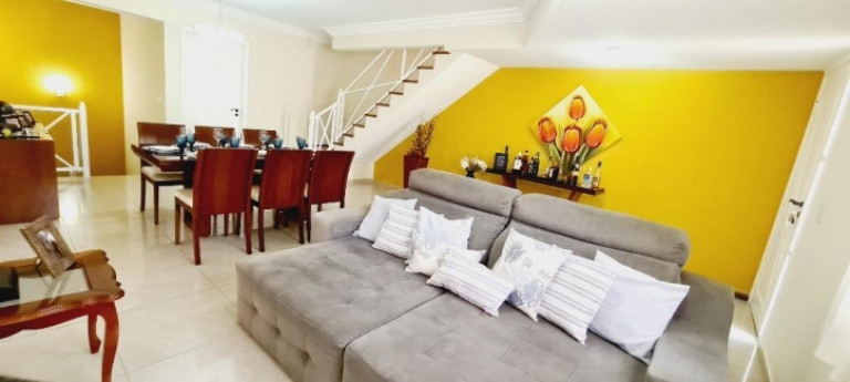 Imagem Casa com 3 Quartos à Venda, 183 m² em Granja Viana - Cotia Imagem Casa com 3 Quartos à Venda, 183 m² em Granja Viana - Cotia