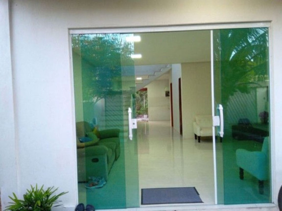 Imagem Casa com 4 Quartos à Venda, 320 m² em Arembepe - Camaçari Imagem Casa com 4 Quartos à Venda, 320 m² em Arembepe - Camaçari