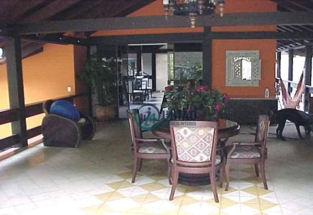 Imagem Casa com 4 Quartos à Venda, 551 m² em Itaipu - Niterói Imagem Casa com 4 Quartos à Venda, 551 m² em Itaipu - Niterói